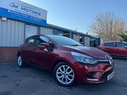 Red Used 2017 Renault Clio IV Dynamique Hatchback | £5,995 (Fair price)