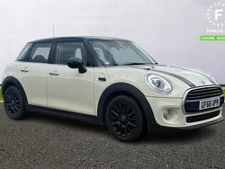 White Used 2016 Mini Cooper Chili Hatchback | £12,699 (Fair price)