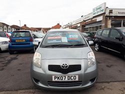 Silver Used 2007 Toyota Yaris Hatchback | £3,695 (A bit pricey)