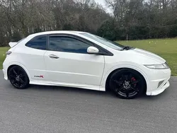 White Used 2009 Honda Civic Type R Hatchback | £5,995 (Expensive)