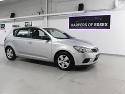 Silver Used 2010 Kia Ceed 2 Hatchback | £1,795 (Fair price)