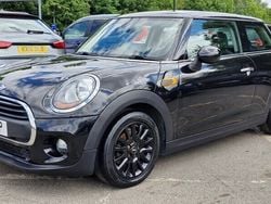 Black Used 2015 Mini ONE Hatch Hatchback | £5,795 (Fair price)