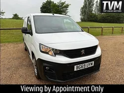 White Used 2019 Peugeot Partner MPV | £7,975 (Fair price)
