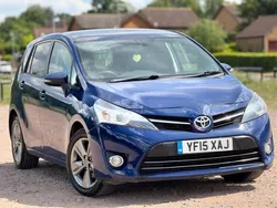 Blue Used 2015 Toyota Verso Multidrive S MPV | £9,496 (Fair price)