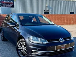 Used 2018 VW Golf VII SE Hatchback | £10,395 (Fair price)