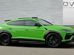 Green Used 2022 Lamborghini Urus SUV | £169,990 (A bit pricey)