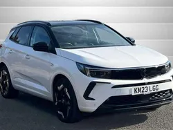 White Used 2023 Vauxhall Grandland X GSe SUV | £19,391 (Fair price)