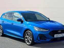 Desert island blue (exclusive colour) Used 2023 Ford Focus ST-Line Hatchback | £17,381 (Fair price)