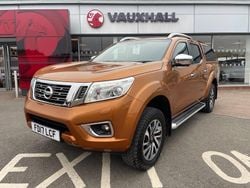 Yellow Used 2017 Nissan Navara Tekna Pickup | £15,828 (Fair price)