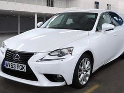 White Used 2013 Lexus IS300h Luxury Line Sedan | £11,000 (Good price)