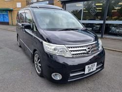 Black Used 2009 Nissan Serena MPV | £8,500 (Fair price)