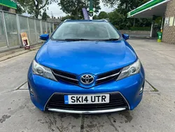 Blue Used 2014 Toyota Auris Estate | £4,250 (Good price)