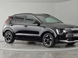Used 2025 Kia e-Niro 4 SUV | £26,450 (Expensive)