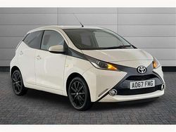 White Used 2017 Toyota Aygo x-style Hatchback | £7,790 (Fair price)