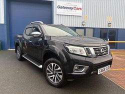 Black Used 2016 Nissan Navara Tekna Pickup | £12,995 (A bit pricey)