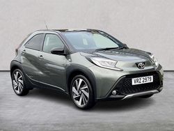 Green Used 2023 Toyota Aygo X SUV | £14,599