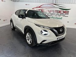 White Used 2019 Nissan Juke N-Connecta SUV | £11,699 (Fair price)