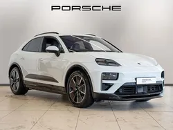 White Used 2025 Porsche Macan Turbo SUV | £94,990