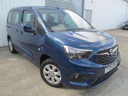 Blue Used 2019 Vauxhall Combo S MPV | £10,995 (Fair price)