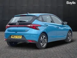 Turquoise Used 2022 Hyundai i20 SE Hatchback | £14,249 (Fair price)