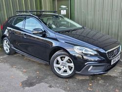 Black Used 2013 Volvo V40 CC Estate | £4,650 (Good price)