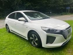 White Used 2018 Hyundai Ioniq SE Sedan | £6,499