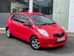Red Used 2015 Toyota Yaris | £3,150 (Super price)