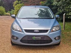 Blue Used 2009 Ford Focus Zetec Hatchback | £799 (Super price)