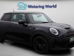 Used 2023 Mini Cooper Level 3 Hatchback | £18,100 (Fair price)