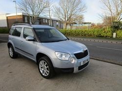 Blue Used 2011 Skoda Yeti Elegance SUV | £4,995 (Fair price)