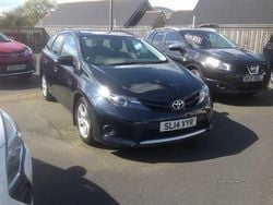 Grey Used 2014 Toyota Auris Active Estate | £4,995 (A bit pricey)
