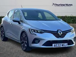 Silver Used 2021 Renault Clio V SE Hatchback | £13,460 (Fair price)