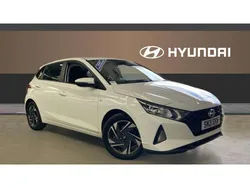 White Used 2021 Hyundai i20 SE Hatchback | £13,008 (Fair price)