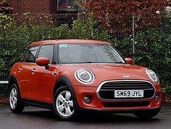 Orange Used 2020 Mini Cooper Classic Hatchback | £12,998 (Good price)
