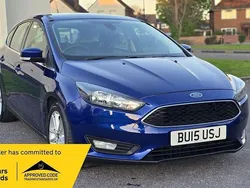 Blue Used 2015 Ford Focus Zetec Hatchback | £4,295 (Good price)