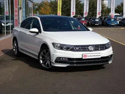 White Used 2017 VW Passat R-line Sedan | £11,399 (Fair price)