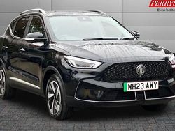 Used 2022 MG ZS Trophy Connect Sedan | £15,000 (Fair price)