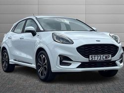 Frozen white Used 2023 Ford Puma ST-Line Hatchback | £17,350 (Fair price)