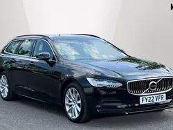 Black Used 2022 Volvo V90 Momentum Estate | £26,371 (Fair price)