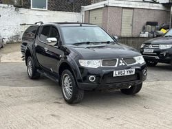 Black Used 2013 Mitsubishi L200 Pickup | £10,995 (Expensive)