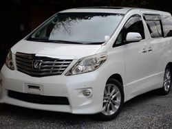 White Used 2008 Toyota Alphard MPV | £11,995