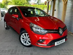 Red Used 2018 Renault Clio IV Dynamique Hatchback | £7,195 (Fair price)