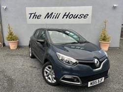 Blue Used 2015 Renault Captur Dynamique SUV | £3,999 (Good price)