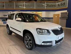 White Used 2017 Skoda Yeti SE Drive SUV | £13,990 (A bit pricey)