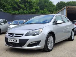 Silver Used 2014 Vauxhall Astra Excite Hatchback | £2,850 (Super price)
