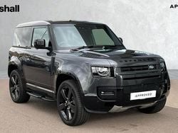 Grey Used 2025 Land Rover Defender HSE Dynamic SUV | £68,052 (Super price)