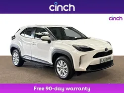 White Used 2022 Toyota Yaris Hybrid Estate | £19,439 (Good price)