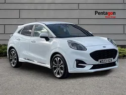 White Used 2023 Ford Puma Gen-E ST-Line SUV | £16,995