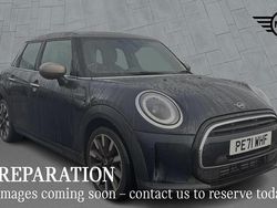 Black Used 2021 Mini Cooper Exclusive Hatchback | £18,993 (Fair price)