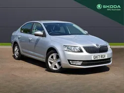 Brilliant silver metallic Used 2017 Skoda Octavia SE Hatchback | £11,400 (Good price)